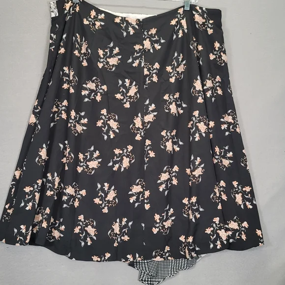 Calvin Klein Black Multi Printed Asymmetric Midi Pleated Skirt Plus Size 20W - Picture 2 of 12